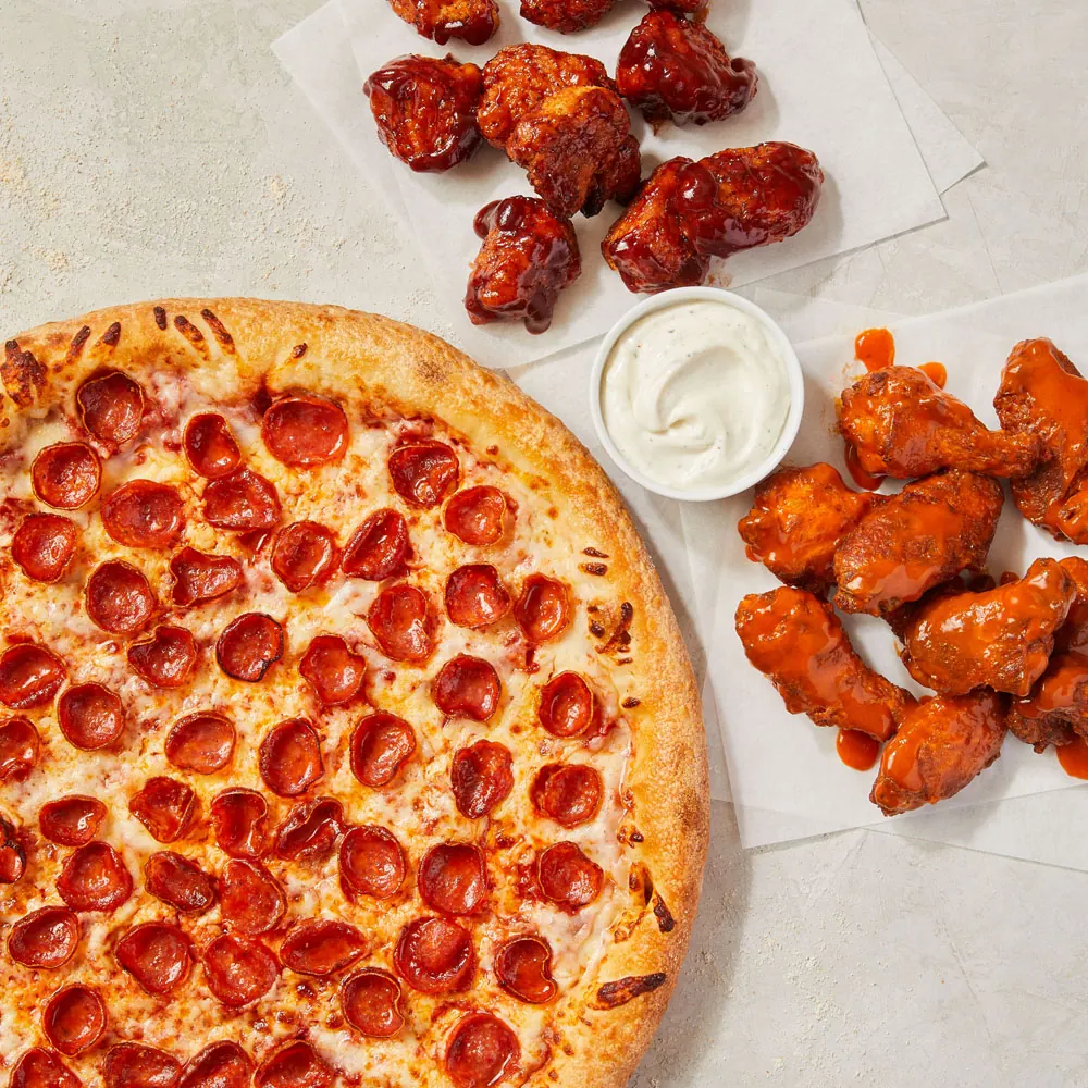 Official Vocelli Pizza food photography